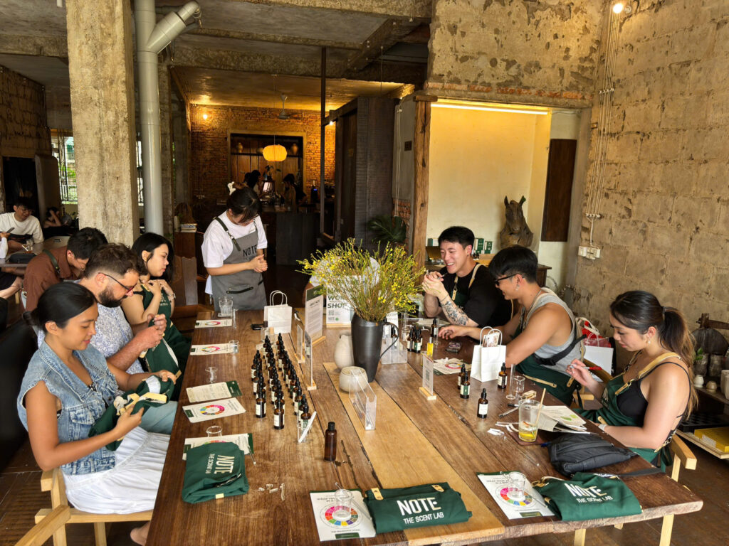 Workshop nước hoa, tiệc độc thân, cô dâu, NOTE - The Scent Lab, nước hoa tươi