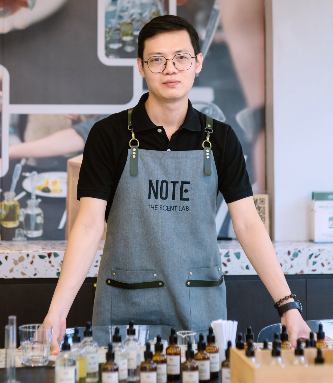 Perfume workshop instructor at NOTE - Phi Long