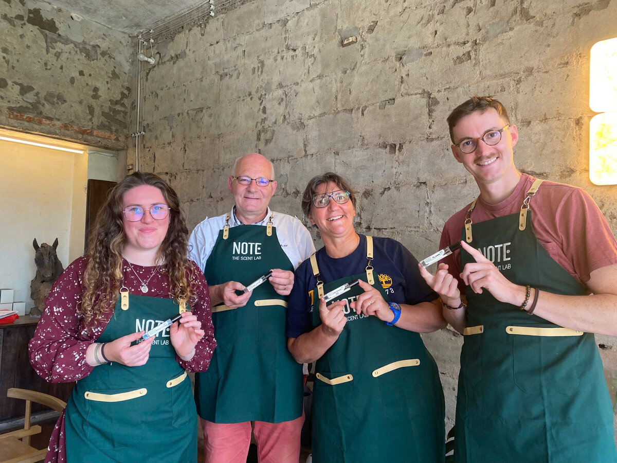 trai nghiem workshop nuoc hoa lan 2 — NOTE workshop nước hoa Sài Gòn