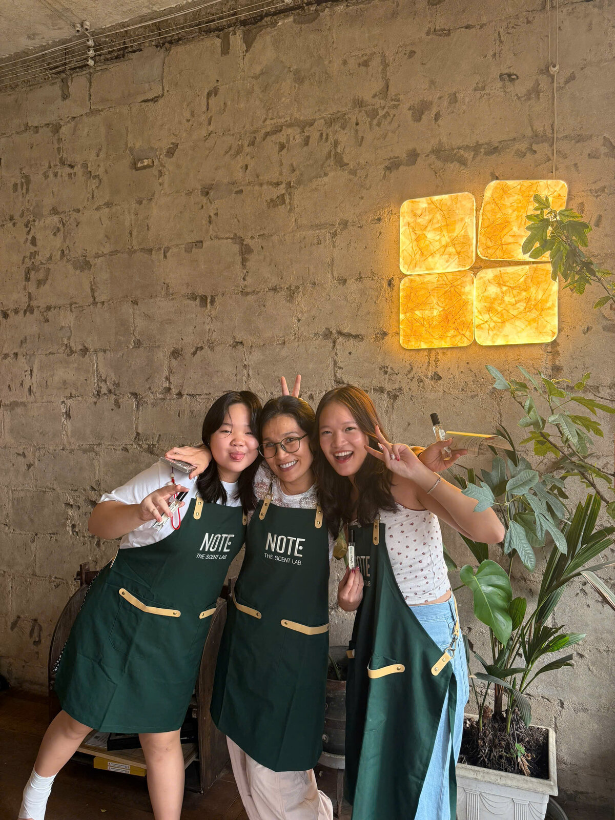 Chai nước hoa tự pha chế tại NOTE workshop