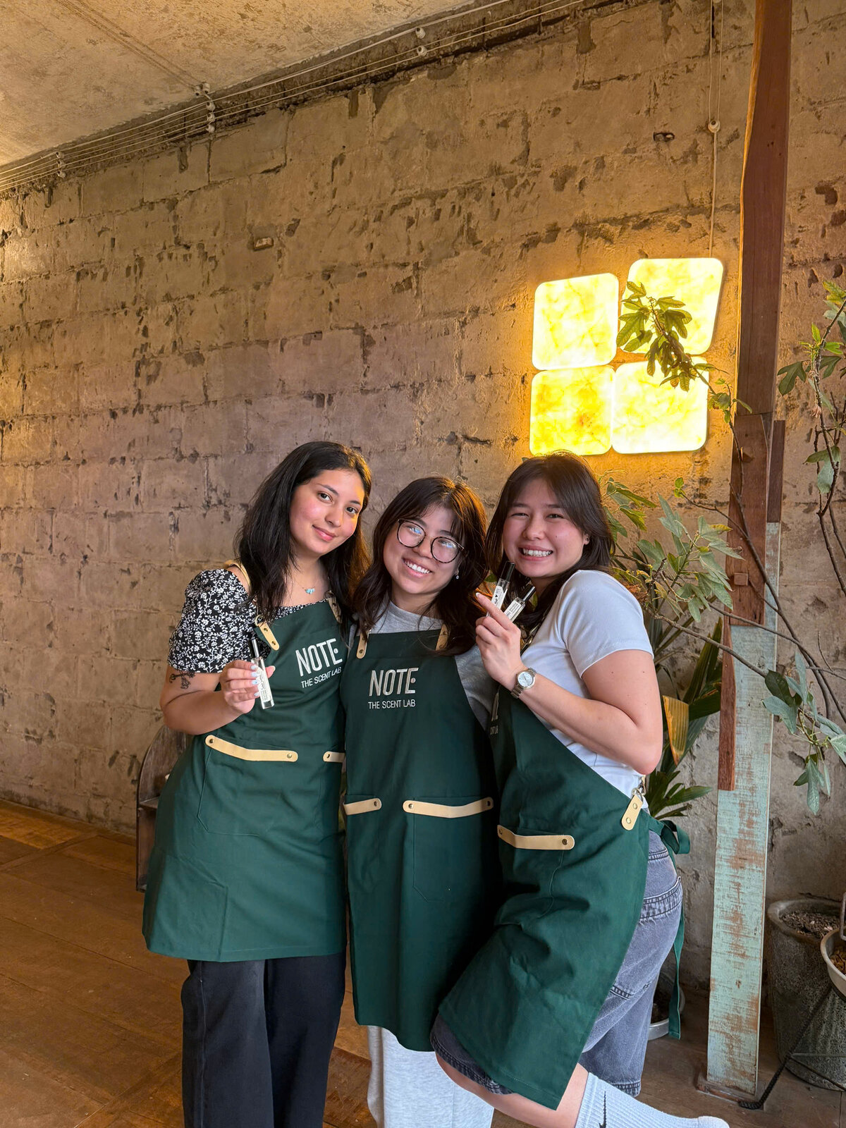 Chai nước hoa tự pha chế tại NOTE workshop