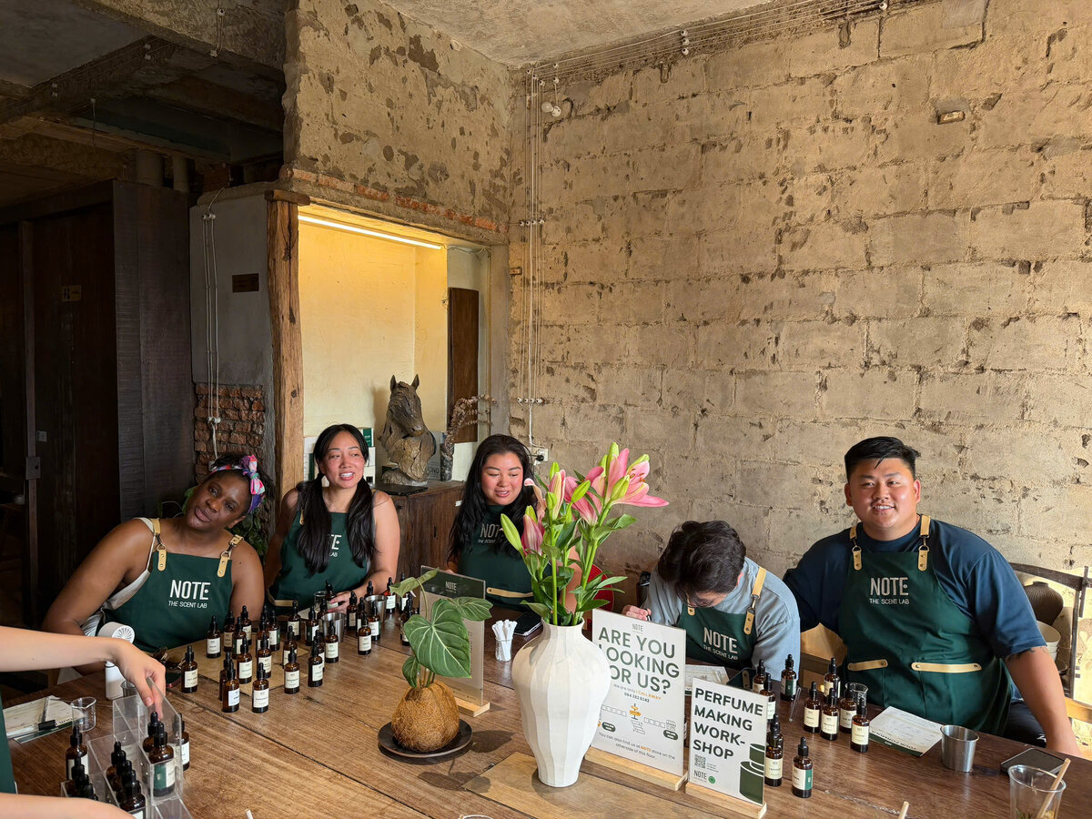 Chai nước hoa tự pha chế tại NOTE workshop