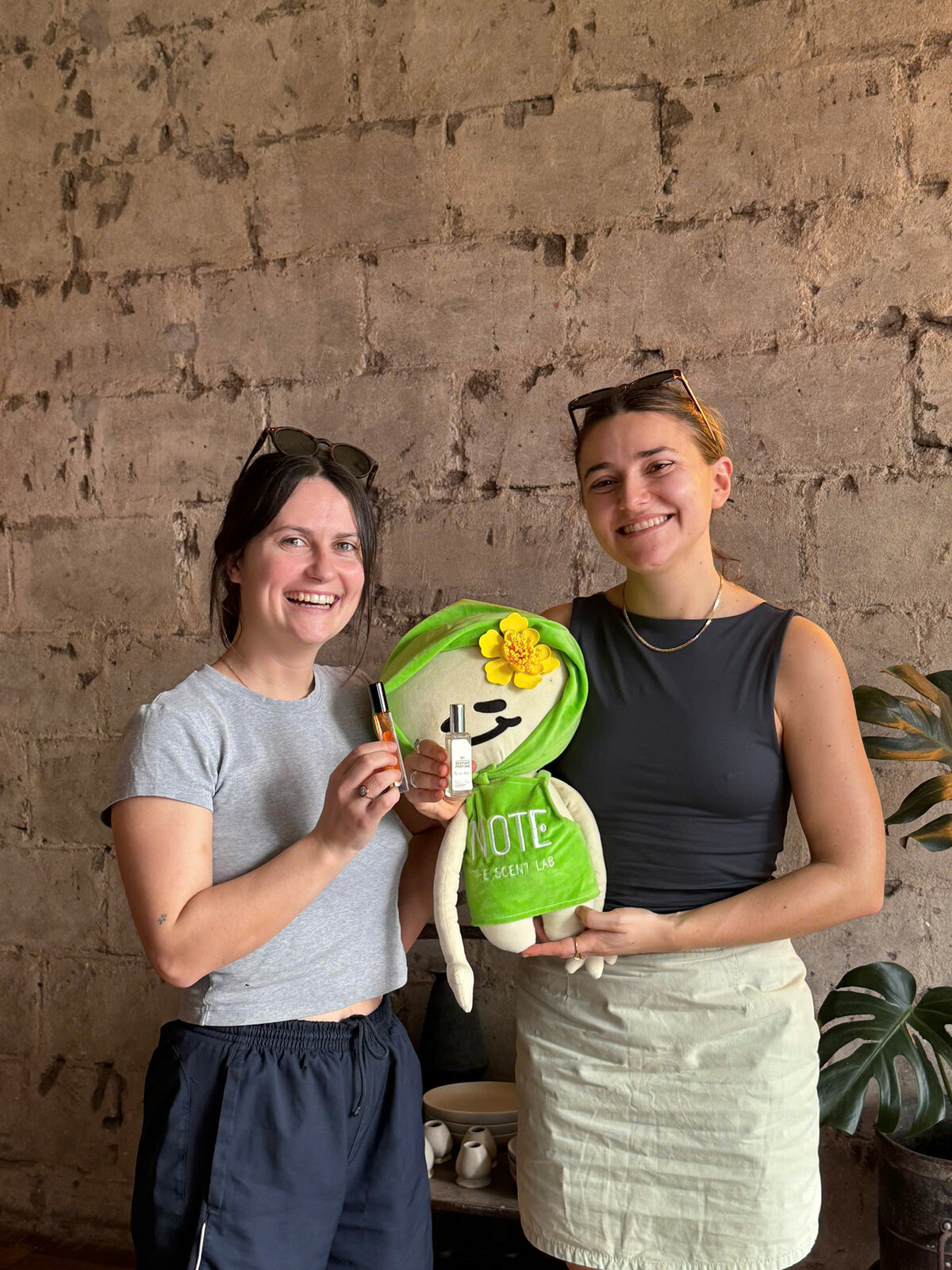 Workshop Nước Hoa: Nên Đặt Lịch Trước Hay Ghé Trực Tiếp?